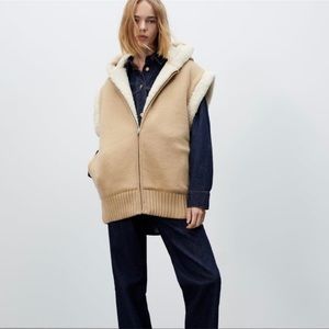 Zara fleece vest reversible